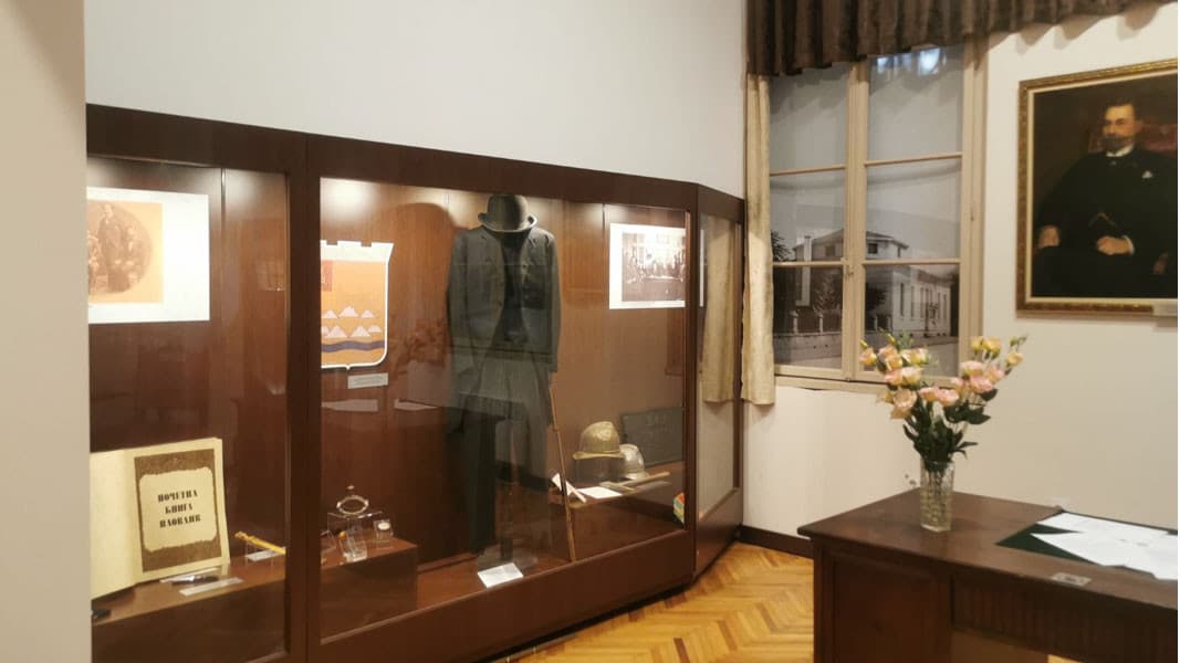 Снимка за РИМ Пловдив /
Основна сграда на пл. Съединение